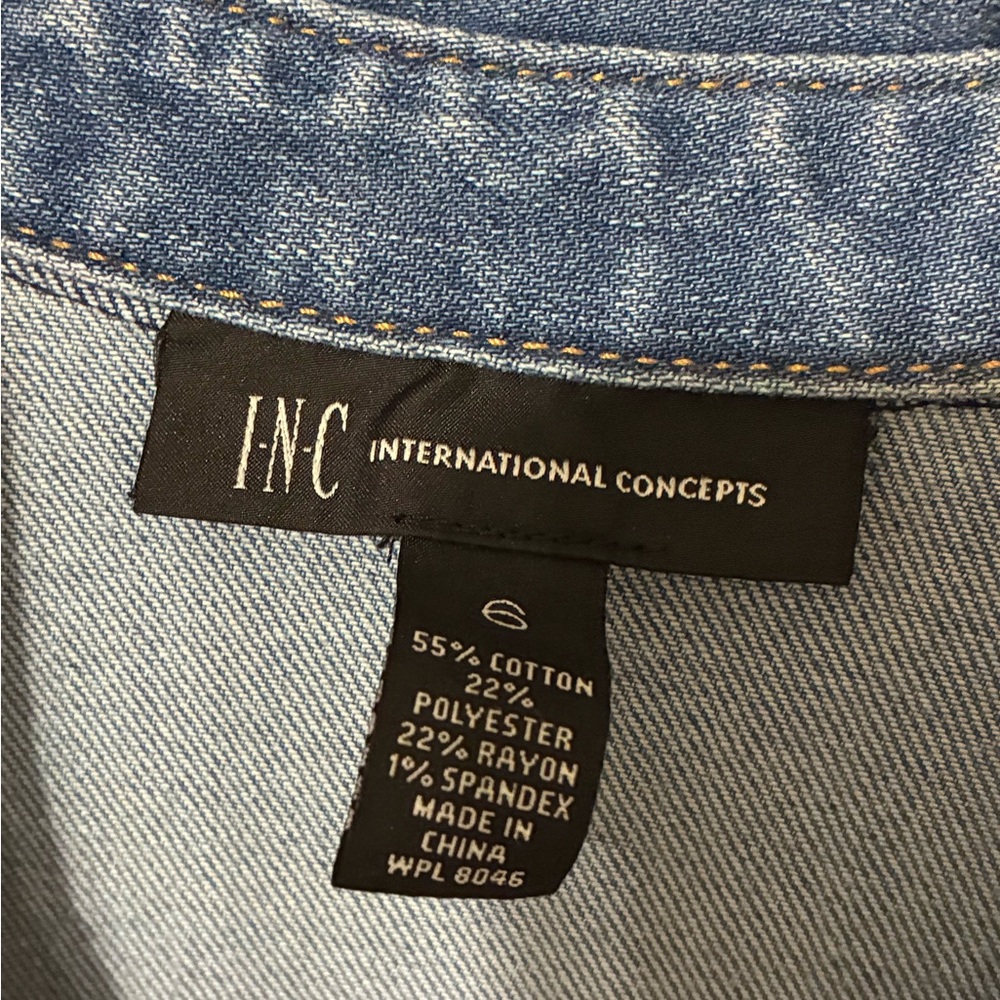 INC International Concepts Light Denim Jeans